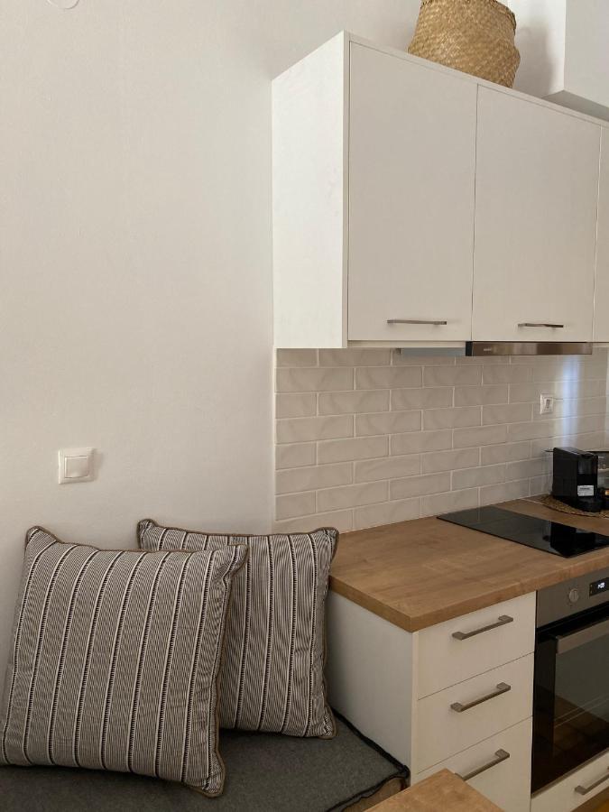גאיוס Romanos Apartments מראה חיצוני תמונה
