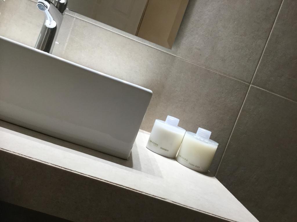 גאיוס Romanos Apartments מראה חיצוני תמונה