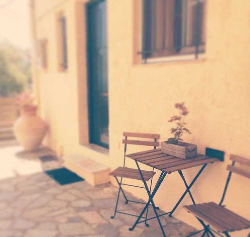 גאיוס Romanos Apartments מראה חיצוני תמונה