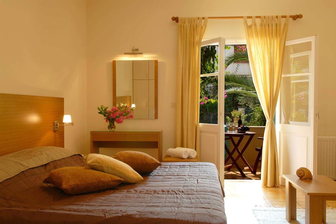 גאיוס Romanos Apartments מראה חיצוני תמונה
