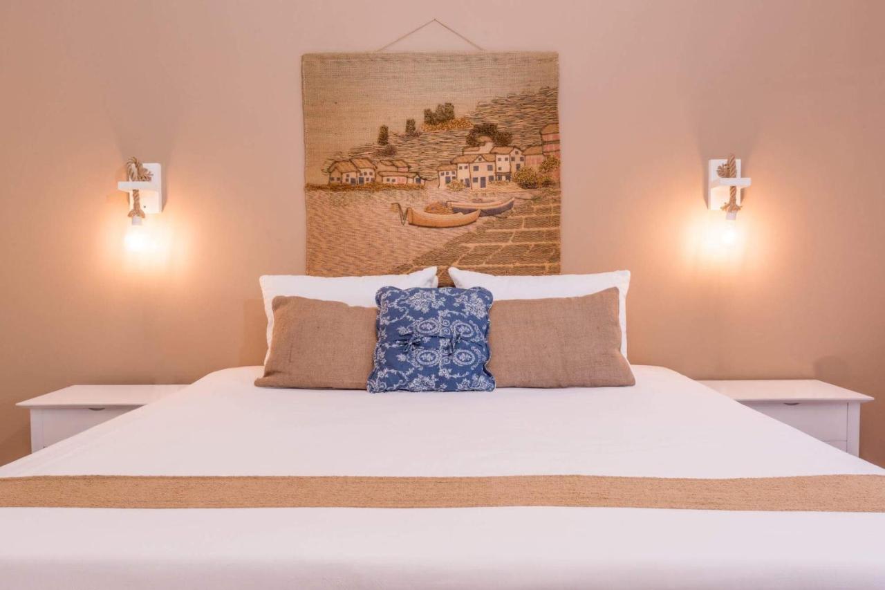 גאיוס Romanos Apartments מראה חיצוני תמונה